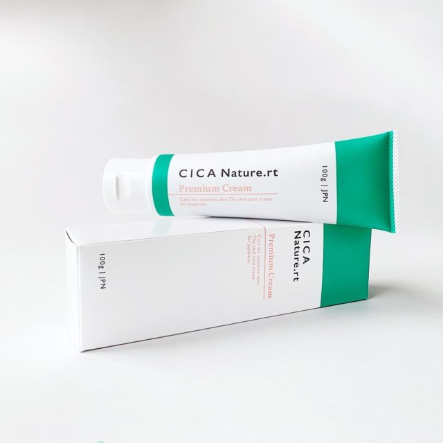 【CICAシカクリーム Nature.rt ナチュアート】
2022年新発売
日本のお肌専用CICA
国内企画・製造で安心、安全
保湿力しっかり◎
なのに
みずみずしくてスーッと伸びる
使い心地のいいフェイスクリーム
その日のお肌の調子や気候に合わせて
量を調節することで
1年中使える◎
【6つのフリー】
☑︎ パラベン ☑︎ 合成香料
☑︎ 合成着色料 ☑︎ 鉱物油
☑︎ 紫外線吸収剤 ☑︎ シリコーン
敏感肌でも大丈夫、優しい成分のみ配合
はじめてのCICAクリームにオススメです。
::::::::::::::::::::::::::::::::::::::::::::::::::
#クレールボー #cica #シカクリーム #シカ #ナチュアート #ツボクサエキス #スキンケア #保湿 #美肌 #肌トラブル #ニキビ #乾燥肌 #フェイスクリーム #コスメレポ #コスメ購入品 #美容好きな人と繋がりたい #美容垢 #スキンケアマニア